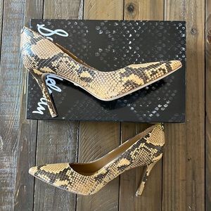 Sam Edelman Hazel Pumps in Dark Wheat Leather